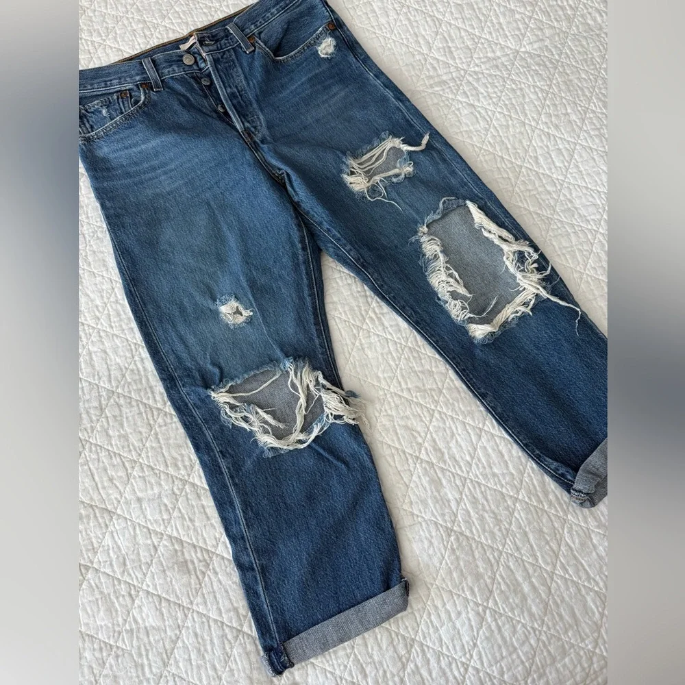 Levi’s Wedgie Straight Blue Denim Jeans - Picture 6 of 12